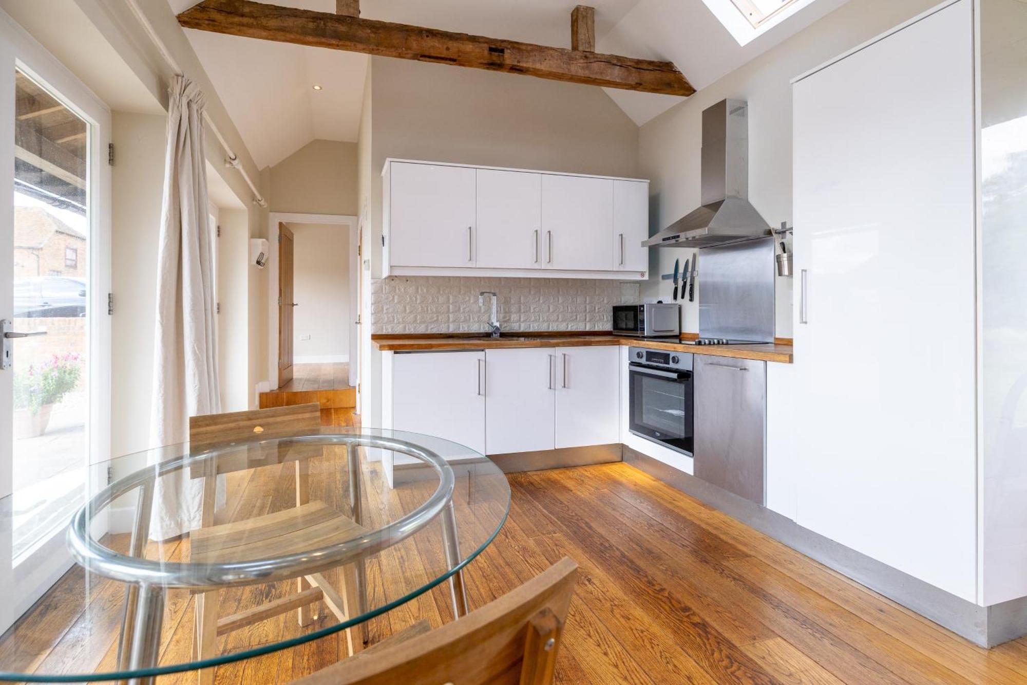 Little Park Farm Queen Anne Farmhouse & Apartments Stratfield Mortimer Экстерьер фото